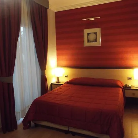 Hermitage Hotel 3*